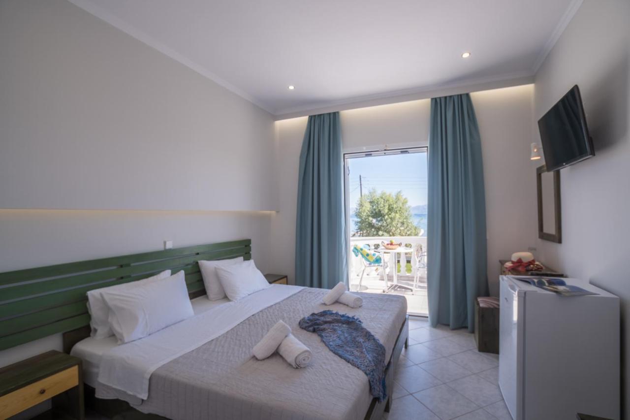 Christina Beachfront Rooms By Hotelius Petrití Dış mekan fotoğraf
