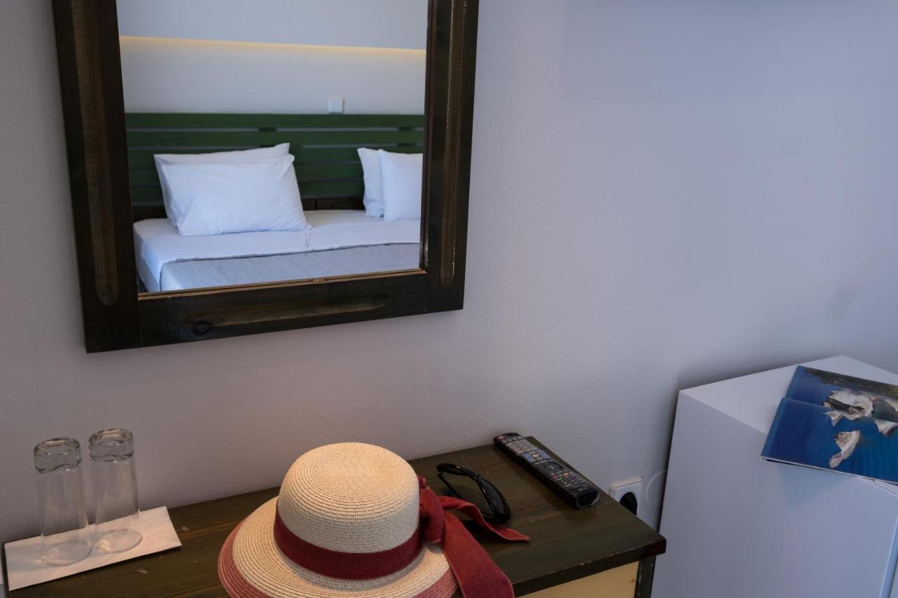 Christina Beachfront Rooms By Hotelius Petrití Dış mekan fotoğraf